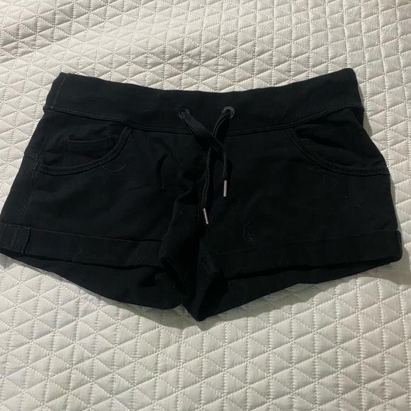 Lululemon shorts - Picture 1 of 2